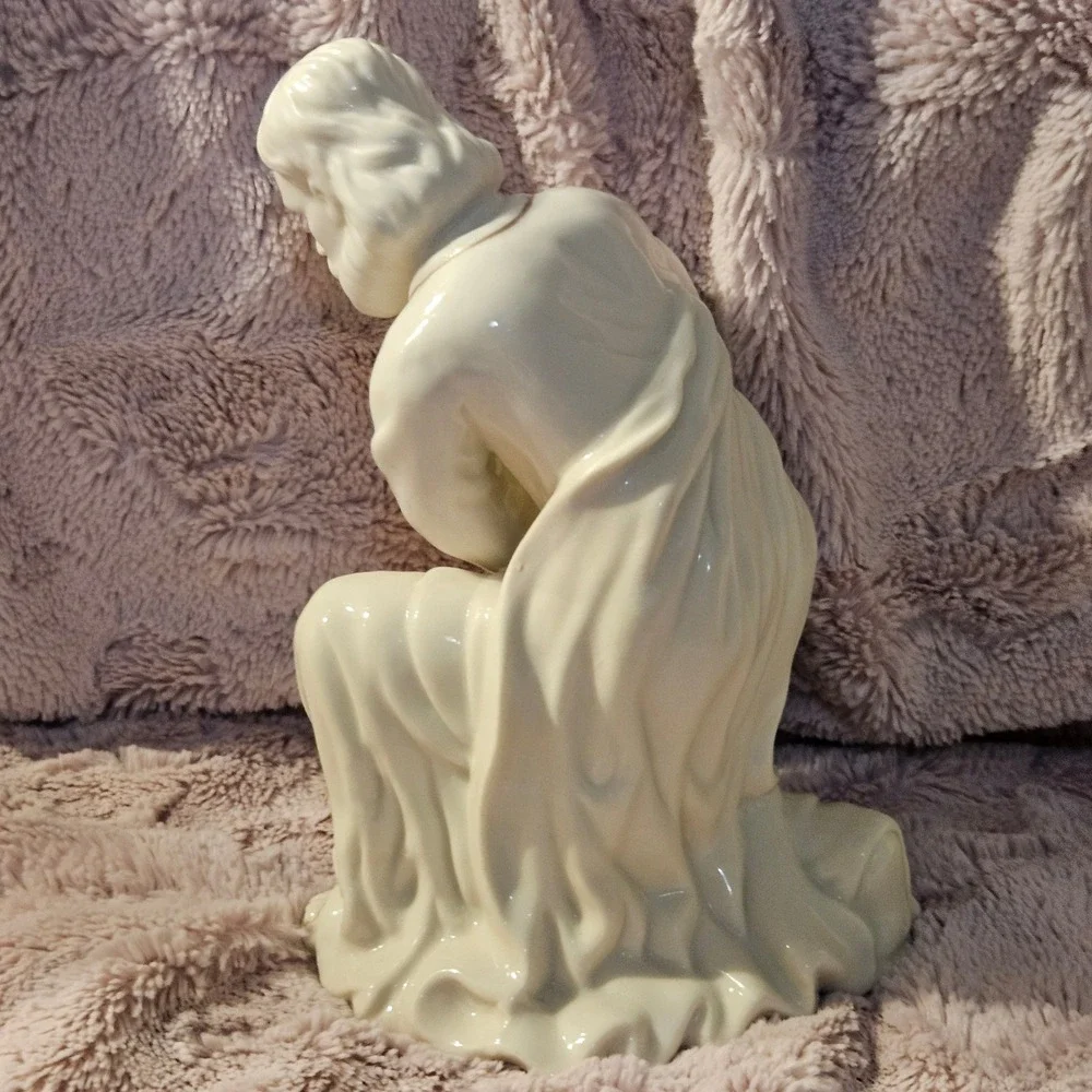 VTG‎ Ivory Porcelain Nativity Set Holy Family Joseph Mary Baby Jesus Gold Accent